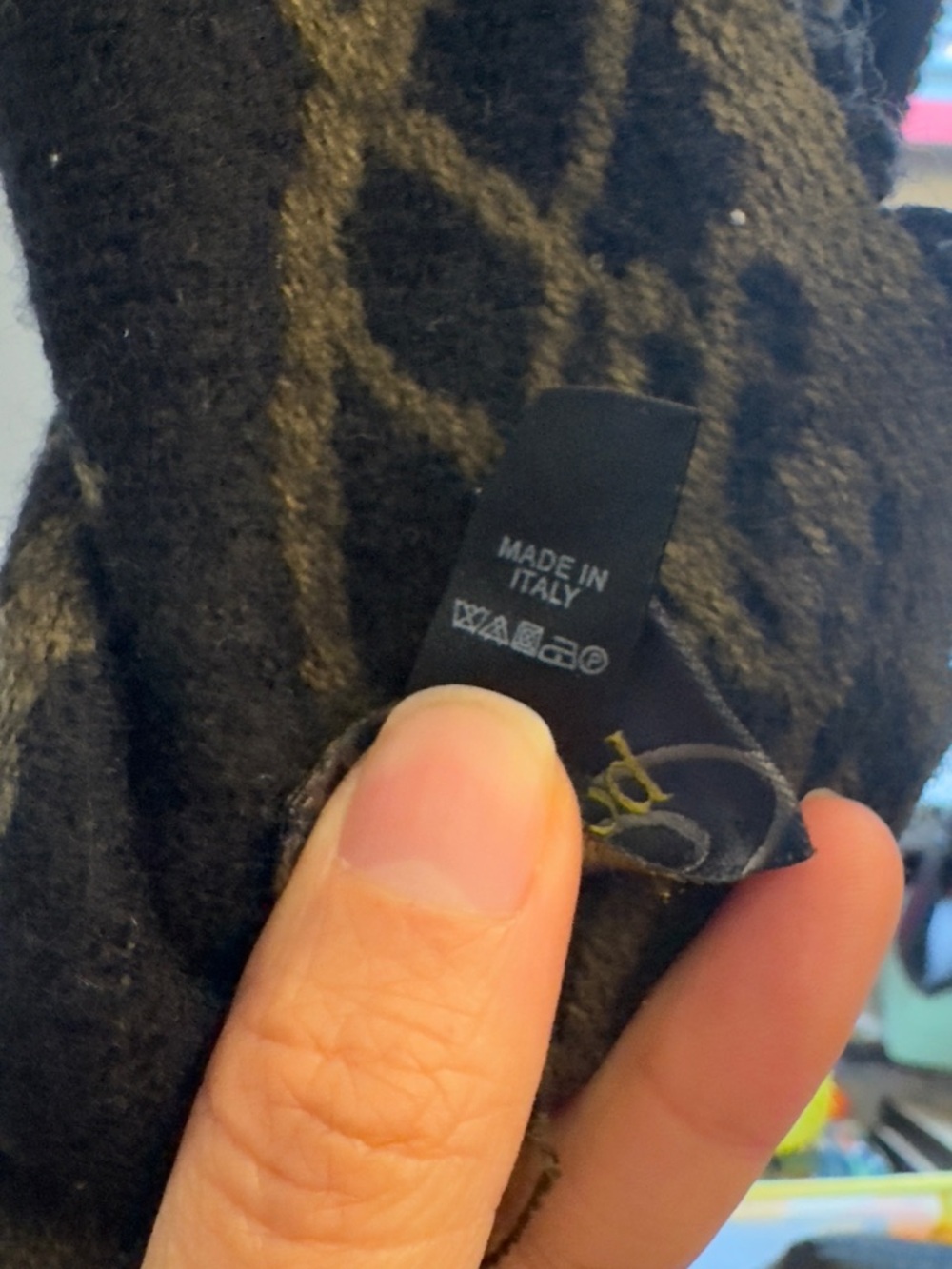 100% Authentic Vivienne Westwood Graffiti Orb Wool Blend Scarf - Made in Italy - Picture 7 of 7